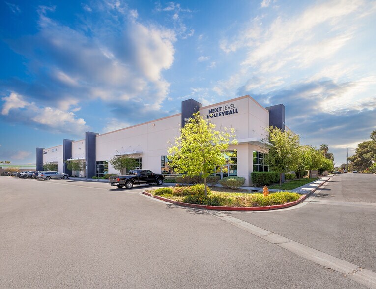More Photos Of 2960 E SUNSET Rd, Las Vegas Warehouse For Sale