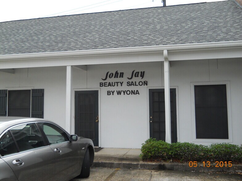 More Photos Of 9244 Florida Blvd, Baton Rouge Loft Creative Space For Lease