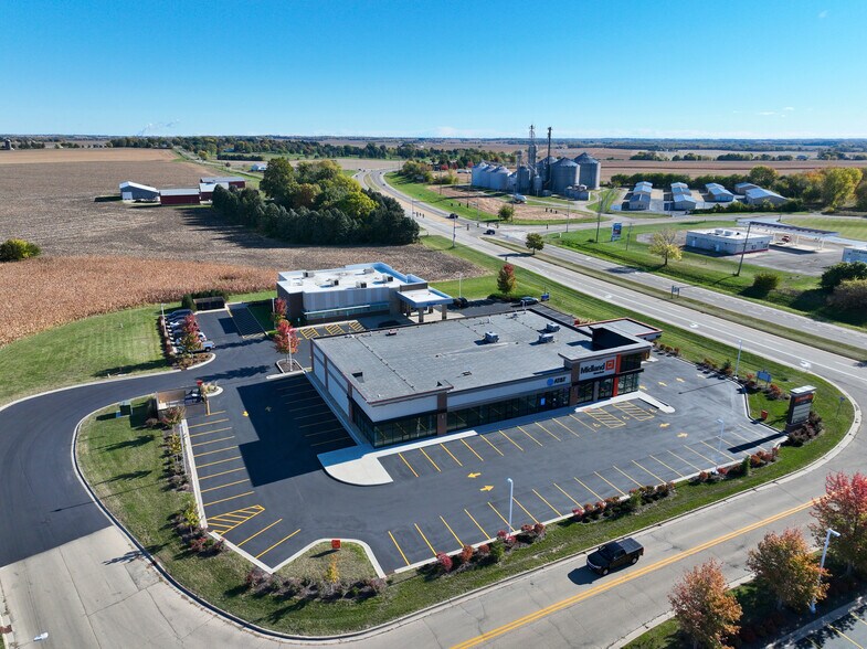 Primary Photo Of 4406 E Lincolnway, Sterling Storefront Retail Office For Lease