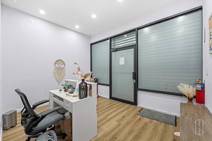 More Photos Of 41-12 29th St, Long Island City Storefront Retail Residential For Lease