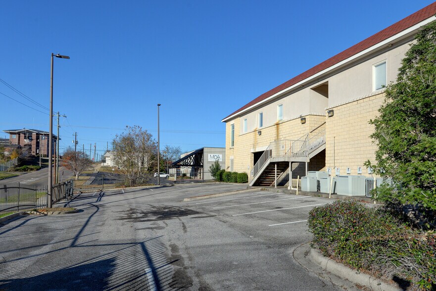 More Photos Of 1221 24th Ave, Meridian Medical For Lease