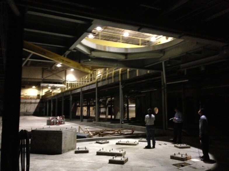 More Photos Of 715 Greylock St, Lee Manufacturing For Lease