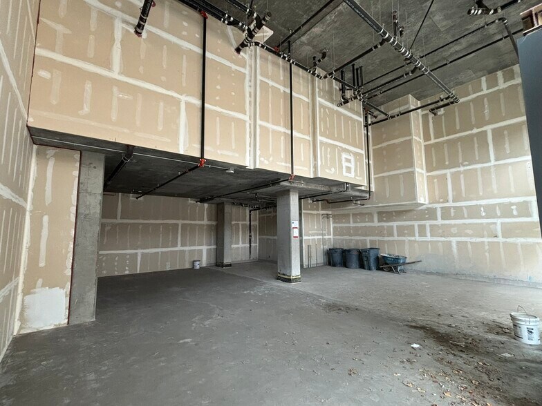 More Photos Of 28 N Almaden Ave, San Jose Apartments For Lease