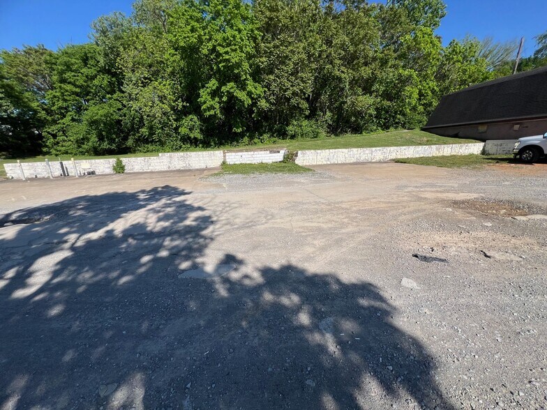More Photos Of 261 Riverside dr, Clarksville Land For Sale