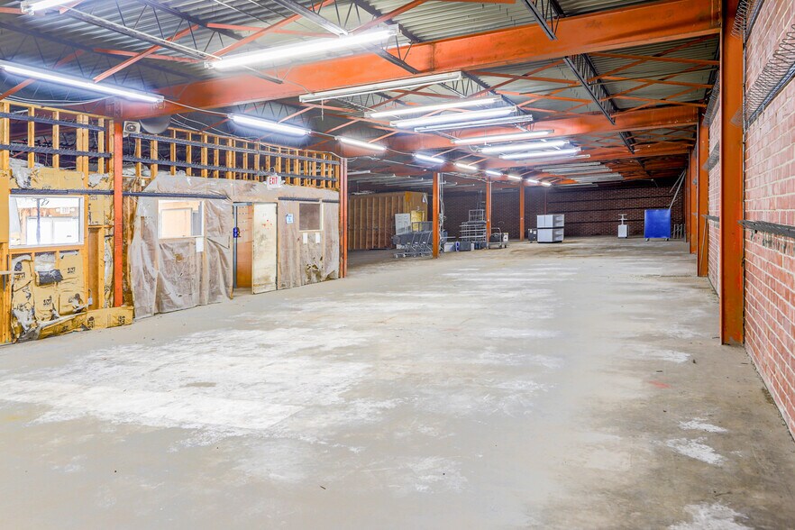 More Photos Of 4111 Montgomery St, Savannah Warehouse For Sale