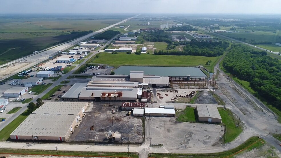 More Photos Of 6817 Industrial Rd, Beaumont Manufacturing For Sale