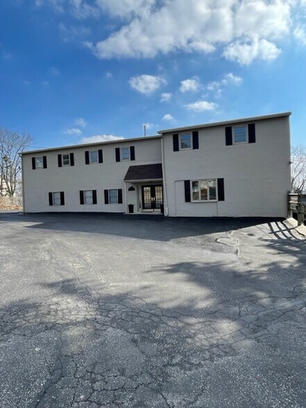 More Photos Of 2933 W Germantown Pike, Eagleville Loft Creative Space For Lease