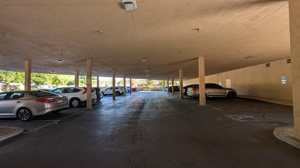 More Photos Of 299 W Foothill Blvd, Upland Medical For Sale