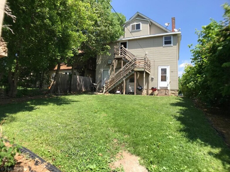 More Photos Of 744 Simon Ave, Saint Paul Apartments For Sale