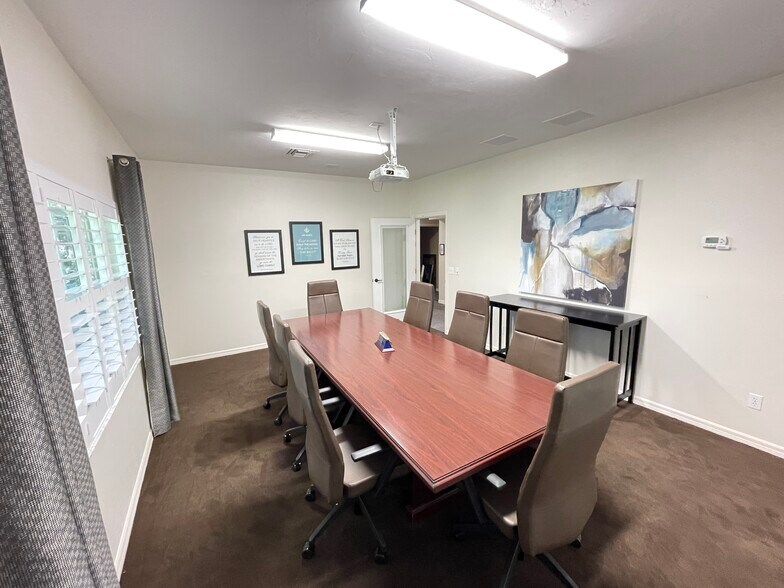 More Photos Of 6208 NW 43rd St, Gainesville Office For Lease