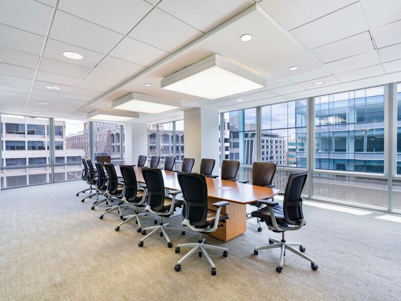 More Photos Of 1152 15th St NW, Washington Office For Lease