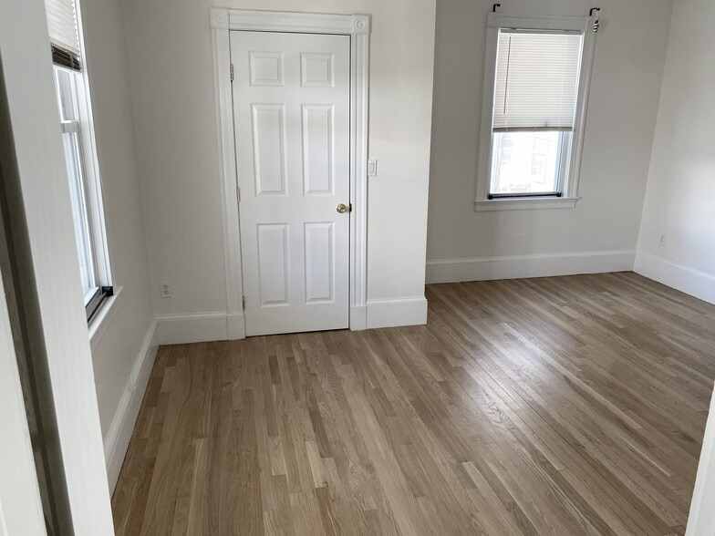 More Photos Of 8 White Ave, Chestnut Hill Multifamily For Sale