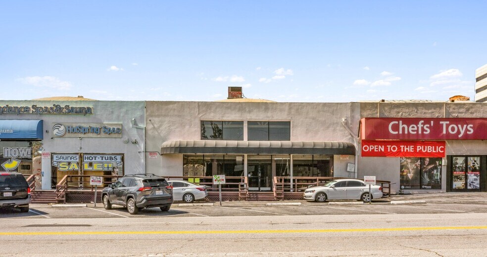 More Photos Of 2235-2251 S Sepulveda Blvd, Los Angeles Storefront For Lease