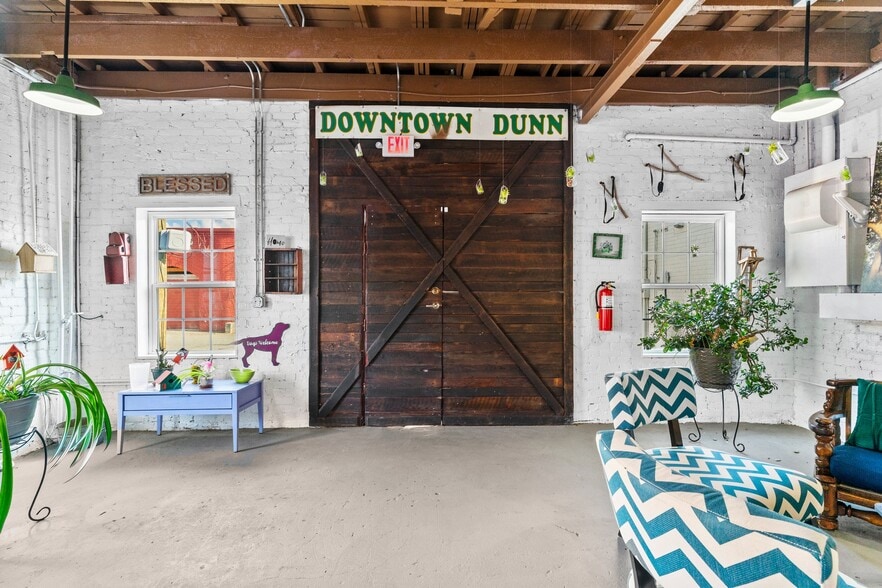 More Photos Of 123 S Railroad Ave, Dunn General Retail For Sale