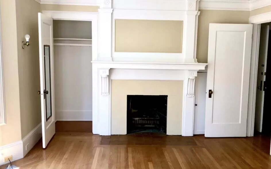More Photos Of 2409 College Ave, Berkeley Apartments For Sale