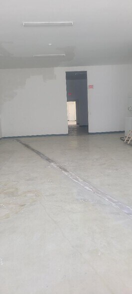 More Photos Of 10307-10309 Washington Blvd, Culver City General Retail For Sale