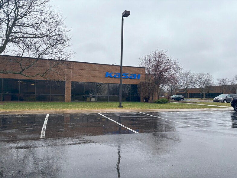 Primary Photo Of 1875 Research Dr, Troy Research And Development For Lease