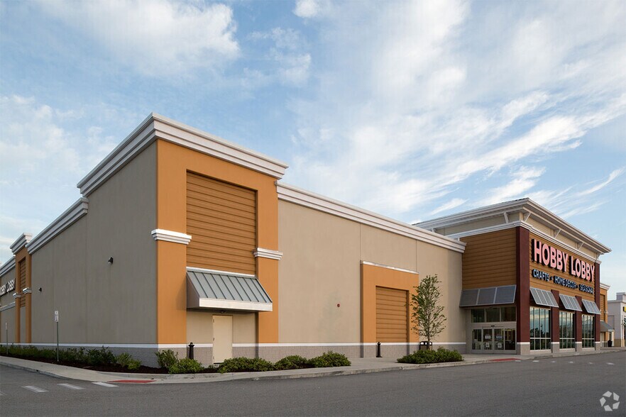 More Photos Of US Hwy 1 & Harrison St, Titusville Unknown For Lease