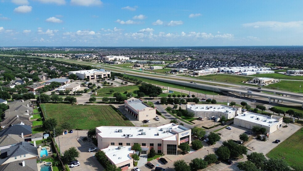 More Photos Of 7790 W Grand Pky, Richmond Medical For Lease