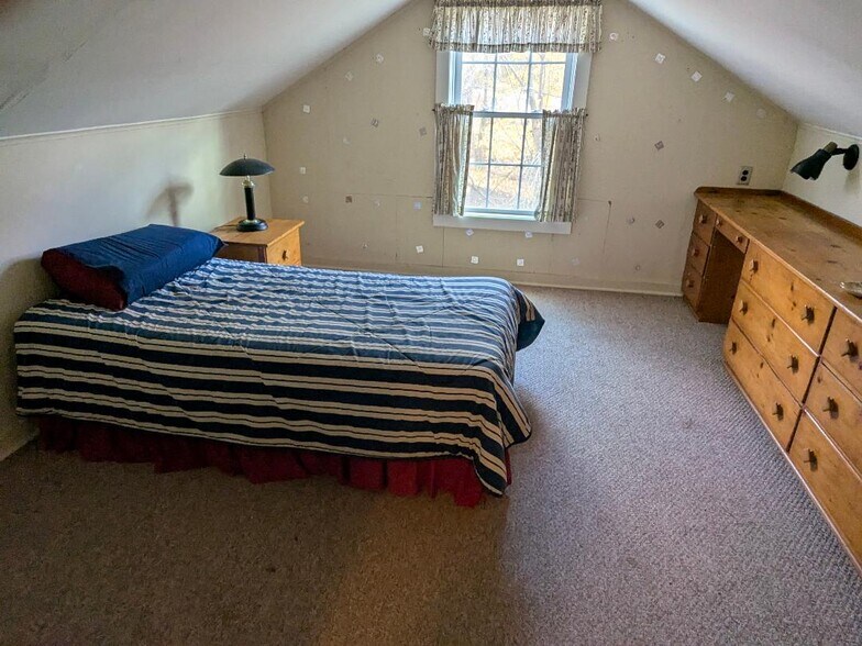 More Photos Of 182 NJ-31 Hwy, Hampton General Retail For Sale