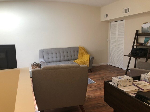 More Photos Of 806 W Armitage Ave, Chicago Loft Creative Space For Lease