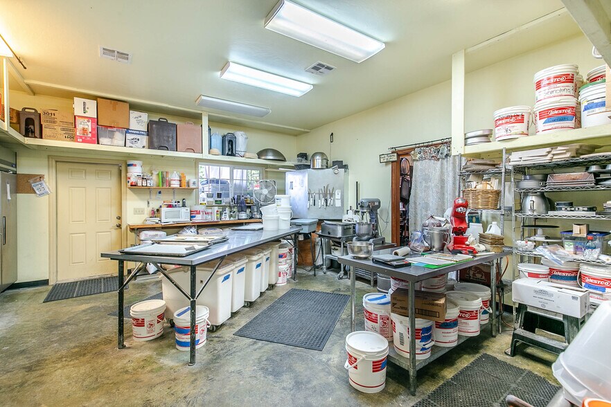 More Photos Of 14836 OR-38, Elkton Restaurant For Sale