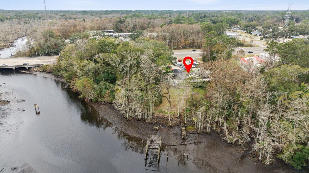 More Photos Of 8463 Beach Blvd, Jacksonville Freestanding For Lease