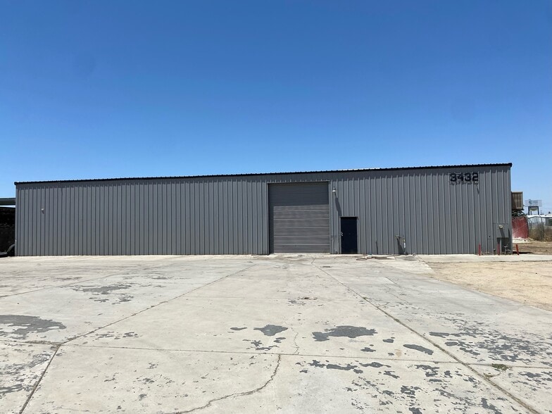 Primary Photo Of 3432 Gilmore Ave, Bakersfield Warehouse For Lease