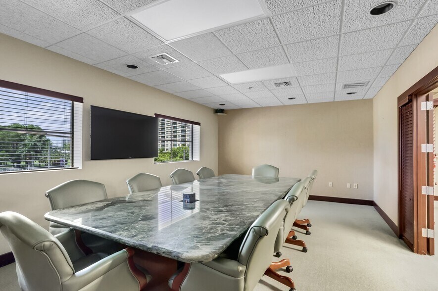 More Photos Of 400 N Andrews Ave, Fort Lauderdale Medical For Lease