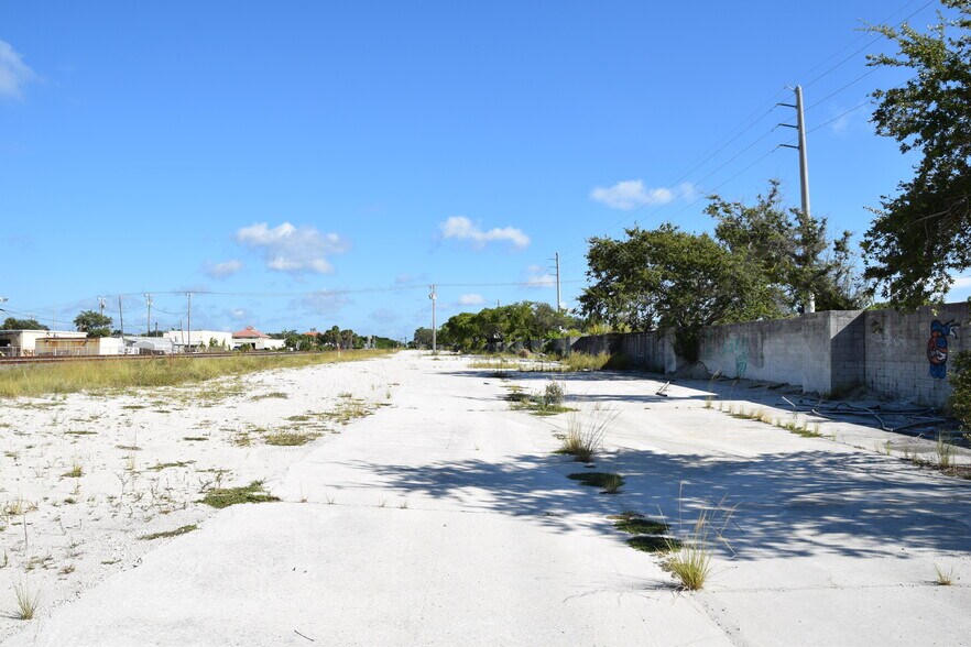 More Photos Of 1666 Old Dixie Highway, Jupiter Land For Sale