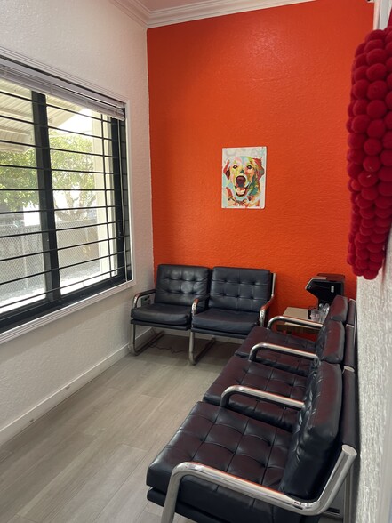 More Photos Of 1110 2nd Ave S, Lake Worth Warehouse For Lease