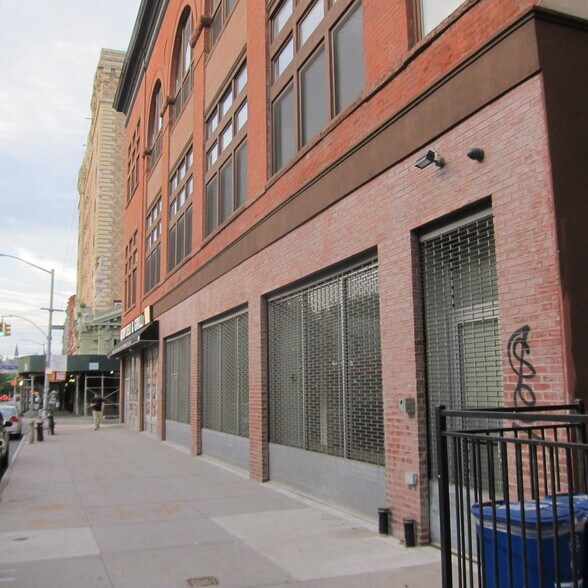 More Photos Of 405-407 Gates Ave, Brooklyn Loft Creative Space For Lease
