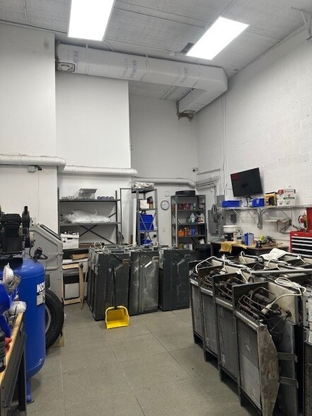 More Photos Of 16115 SW 117th Ave, Miami Showroom For Sale