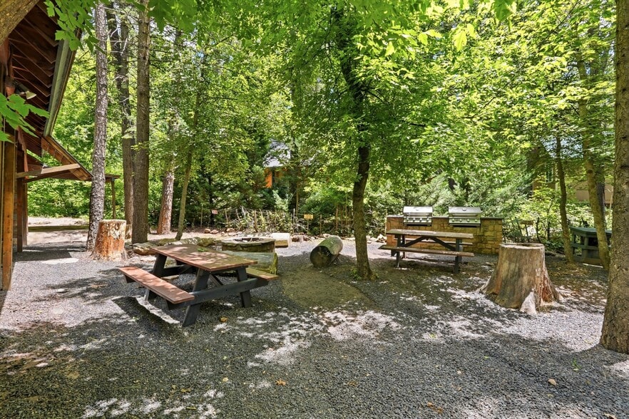 More Photos Of 1355 E Christopher Creek Loop, Payson Hotel For Sale