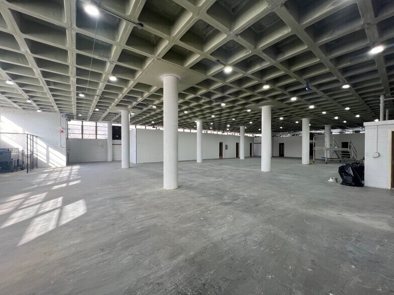 More Photos Of 111 Lafayette Ave, White Plains Warehouse For Lease