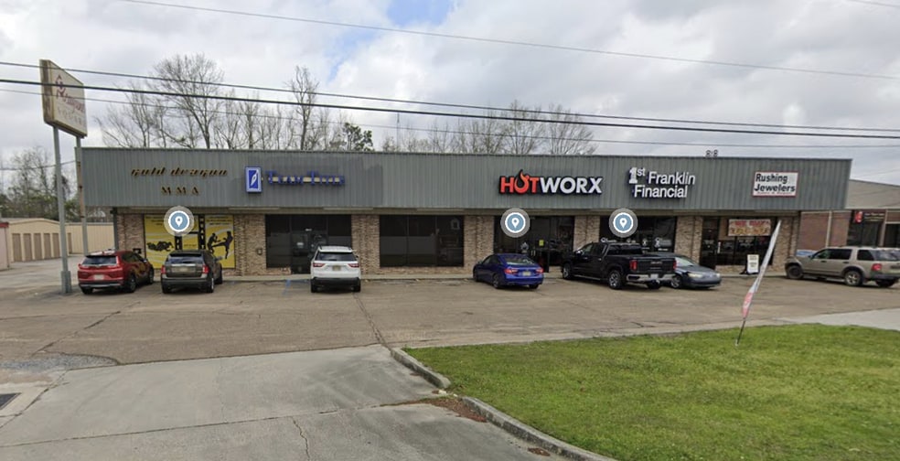 Primary Photo Of 421 Memorial Blvd, Picayune Storefront Retail Office For Lease
