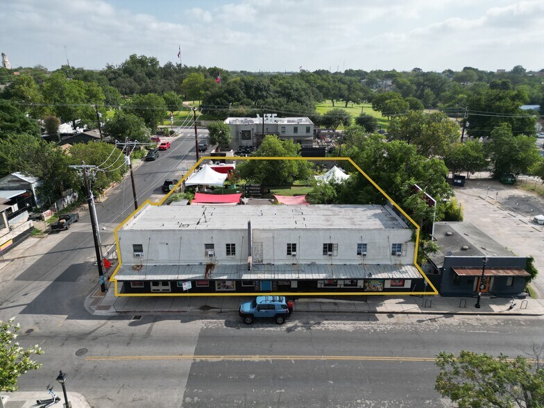 More Photos Of 1500 E 6th St, Austin Storefront Retail Residential For Sale