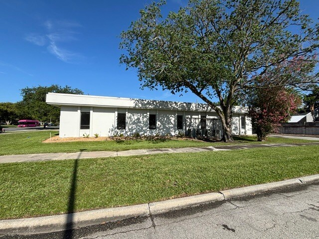 More Photos Of 1703 W Colonial Dr, Orlando Office For Sale
