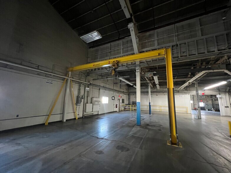 More Photos Of 11 Beckwith Ave, Binghamton Manufacturing For Lease