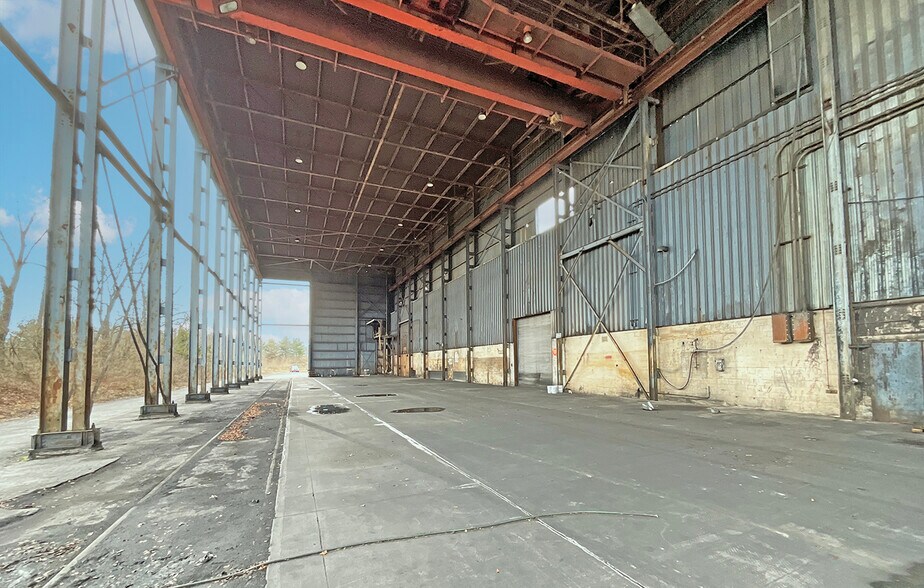 More Photos Of 1327 New Lair Rd, Cynthiana Industrial For Sale