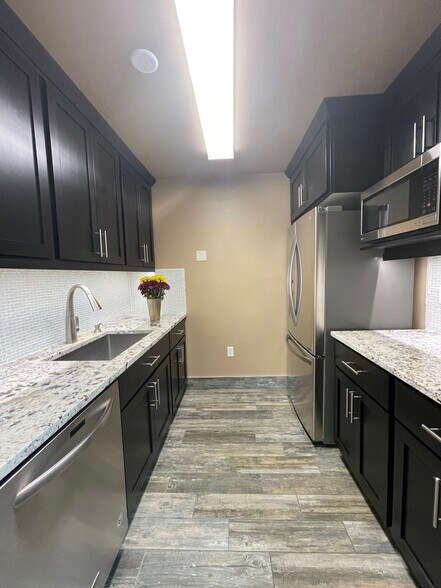 More Photos Of 9601 W State St, Boise Office For Lease