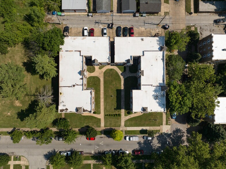 More Photos Of , Saint Louis Multifamily For Sale