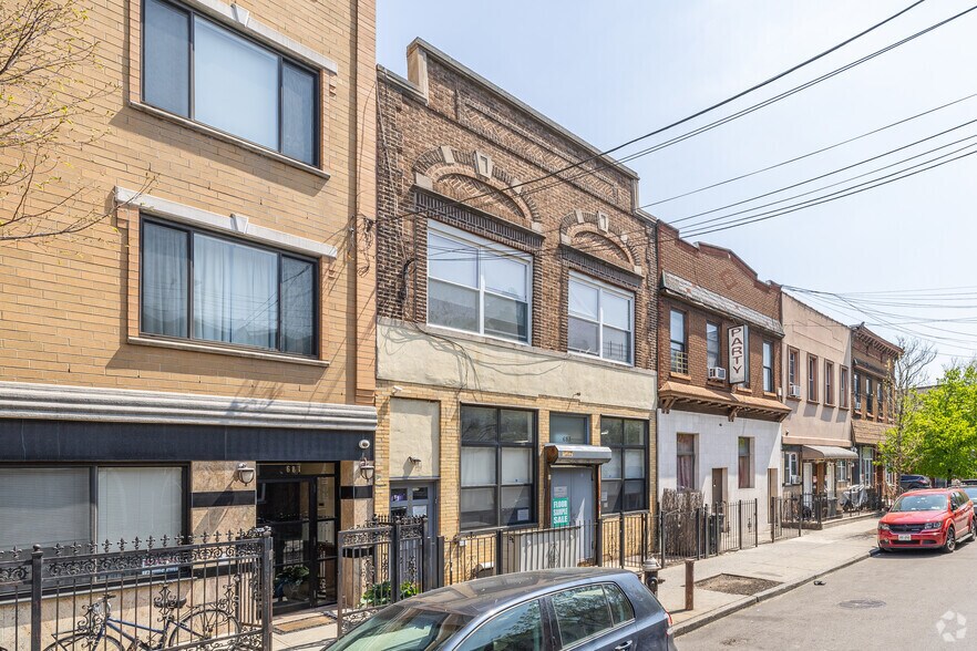 More Photos Of 683 Woodward Ave, Ridgewood Apartments For Sale