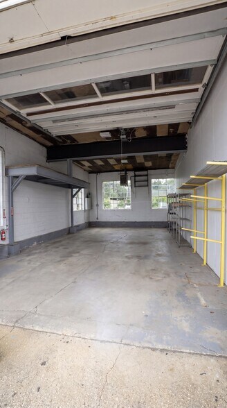 More Photos Of 28 Fairview Ave, Little Silver Warehouse For Sale
