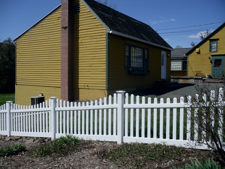 More Photos Of 596 Main St, Somers Freestanding For Sale