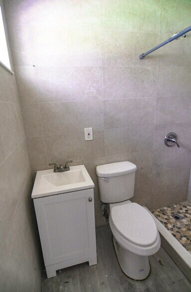 More Photos Of 270 NW 35th St, Miami Land For Sale