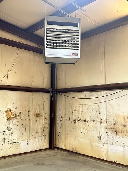 More Photos Of 315 Transport Dr, Cookeville Warehouse For Lease