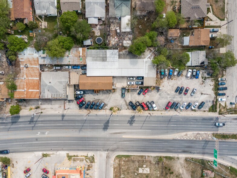 More Photos Of 1334 S General Mcmullen Dr, San Antonio Industrial For Sale