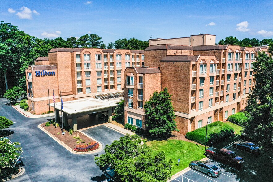Primary Photo Of 6120 Peachtree Dunwoody Rd, Atlanta Hotel For Sale
