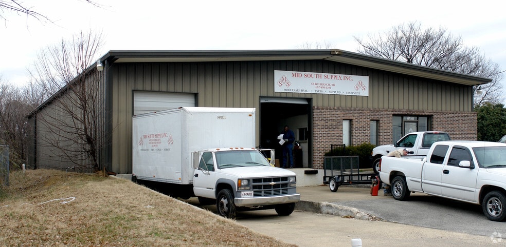 More Photos Of 8158 Industrial Dr, Olive Branch Warehouse For Lease